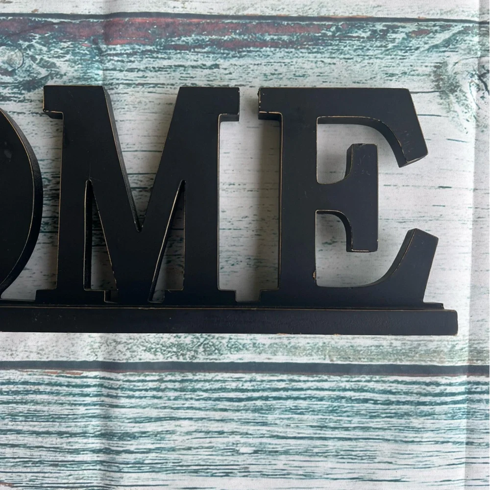 Black HOME Standing Decor with clips for Photos or Notes
